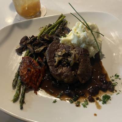 STEAKS